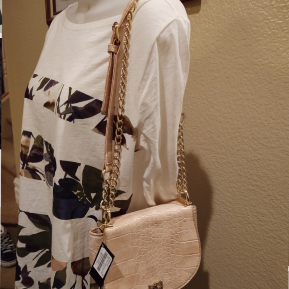 Bebe NWT Michelle Croc Embossed Style Saddle Bag - Picture 9 of 10